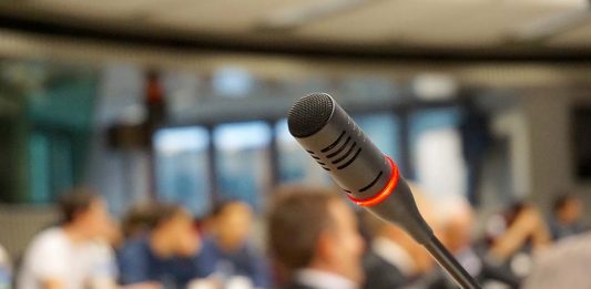 HPI-Direktor Meinel bei Potsdamer Sicherheitsgesprächen: „Deutschland muss digital souveräner werden, um international auf Augenhöhe agieren zu können.“