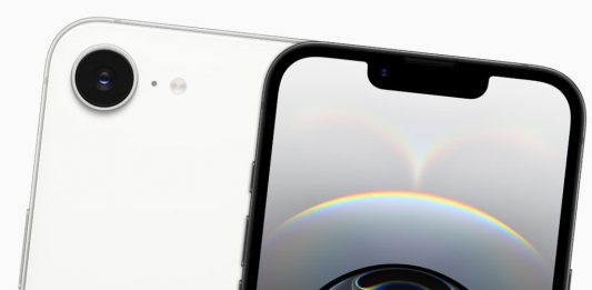 Apple iPhone 16e Front and Back @ Apple