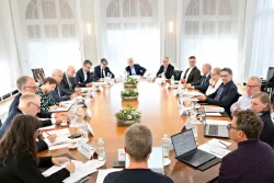 Schweizer E-ID: Jetzt sicher einführen statt weiter warten 1 Beiratstreffen Digitale Schweiz(Quelle: Schweizerische Bundeskanzlei)