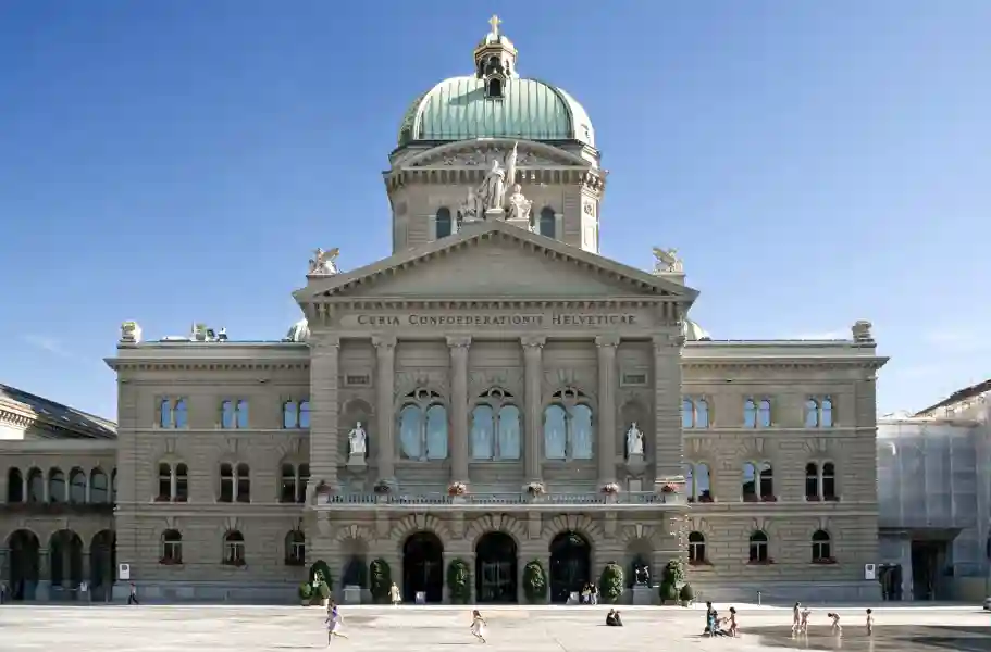 Federal Palace of Switzerland, Bern / © Flooffy CC BY 2.0 Federal Palace of Switzerland, Bern / © Flooffy CC BY 2.0