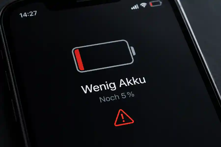 For many people, battery-related stress begins long before their smartphone actually runs out of power For many people, battery-related stress begins long before their smartphone actually runs out of power